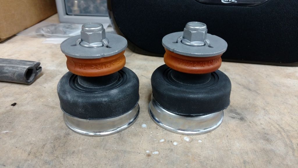 Rear Upper Shock Mount Kit